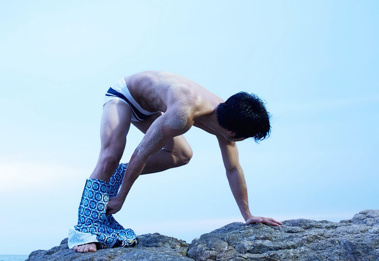 wes2men:  Jeng Mard Payak is photographed for 1st issue of Apollo magazine part 3