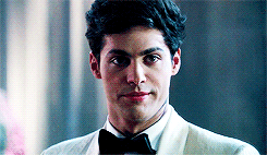 matthew-daddario:  Favorite Character Meme: One Character » Alexander Gideon Lightwood Screw the rules. Screw them. Screw all of this. 