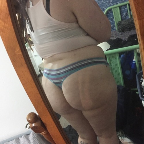 adult-corner:  ✨🌟 Fat girls are powerful goddesses. 🌟✨