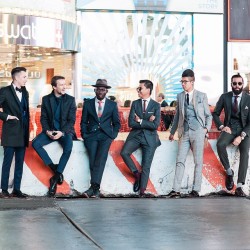 maninpink:  Gentlemen in NYC