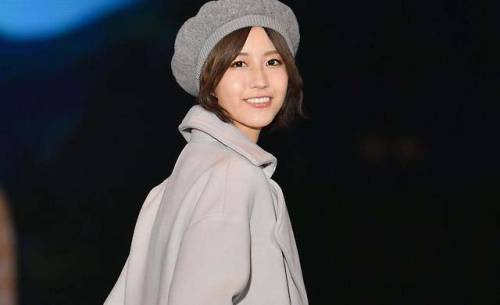sakamichi-steps: 土生瑞穂 × AG by aquagirlRakuten GirlsAward 2019 AUTUMN/WINTER