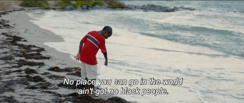 XXX trustnoufos: Moonlight (2016) dir. Barry photo