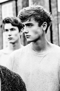 fhaul:  monochromanic:  Oliver Twelftree, Tom Webb ph Leonardo Corredor  well hello there 