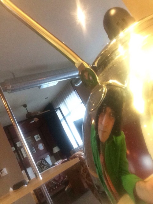 only Noel would take a selfie in a kettle