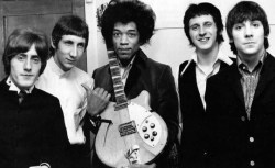 queenzeppelins:  Jimi Hendrix with The Who