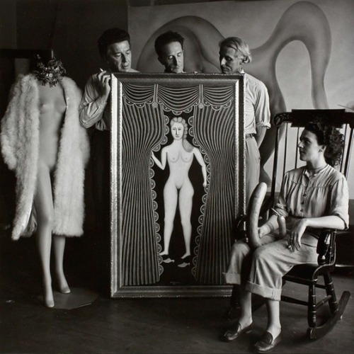 thinkingimages:Leonora Carrington, Max Ernst, Marcel Duchamp and other Surrealists, New York (1942) 