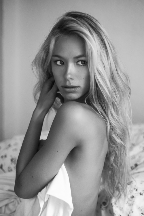 MATILDA ANDERSSON by Victtor Santiago