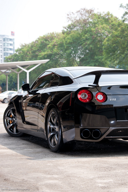 ladiesandsileighties:  HKS GTR