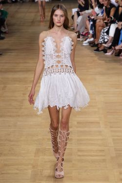 sofiazchoice:  (via Pin by Sofiaz Choice on Frilly, Flowy, Lacey