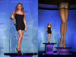 swift-machine:  Mariah Carey, receiving an