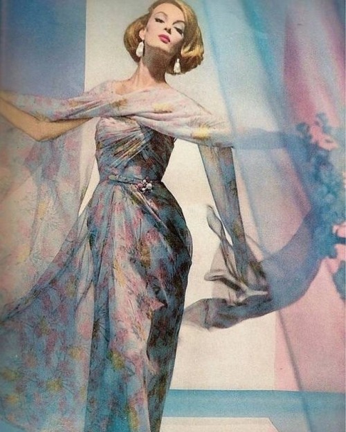 Vogue, 1962.