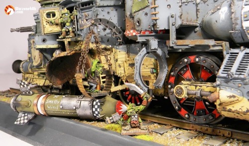 silviomartins:imperialfister:This scratchbuild is insane…Courtesy of Warzone40k.com (Teena Hancock)D