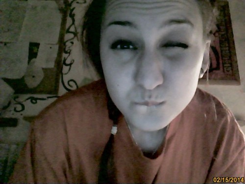 multigaydom: Cause I’m cute even with one eye bigger :DD
