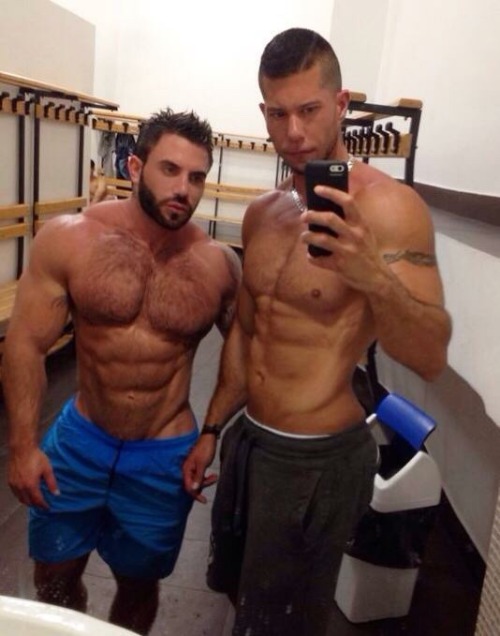 cuddlyuk-gay:    I generally reblog pics of guys with varying degrees of hair, if you want to check out some of the others, go to: http://cuddlyuk-gay.tumblr.com  