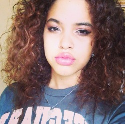 Shesbombb:  Ig - Ambermulatto
