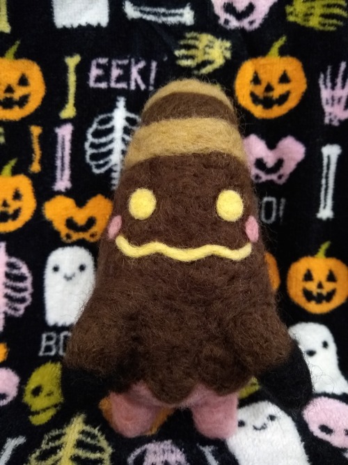 In anxious preparation for Halloween, and the Nullwhere update I felted my best ghost with the most 