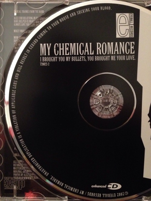 pitchfork-red: “MY CHEMICAL ROMANCE. UNAUTHORISED DUPLICATION IS A VIOLATION OF APPLICABLE LAW