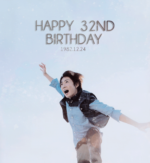 splashingroses:  Happy birthday, sunshine! Thank you for making this world more beautiful and colorf