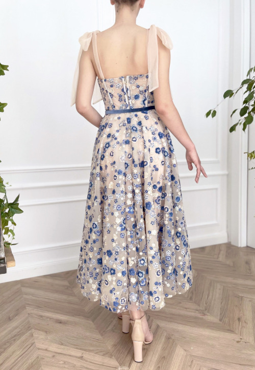 fairmaidnelly:rebelknight:  silverscreenx:evermore-fashion:Teuta Matoshi ‘Larkspur Fields’ Haute Couture Gowns   @such-justice-wow  @fairmaidnelly    😍😍
