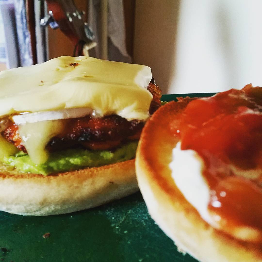 Brunch sandwich. #perichicken #homemade #guacamole #camembert #salsa #mayo #kaiserroll