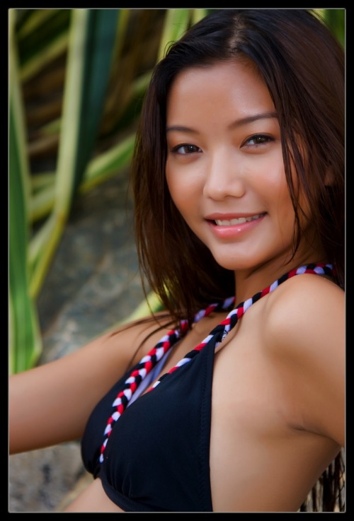 yellow-fever-asia:  Mable Soe - Set Three