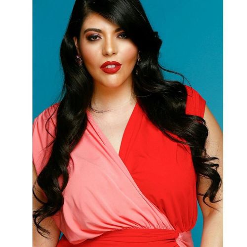 beyoubefabulous: #annoulicious #greekgoddess #plussizemodel #throwbackthursday #beautyshot #QFD #plu