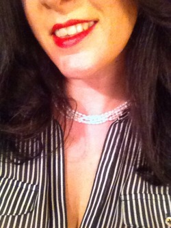 findingmeafter40:  Pearls up top and jewels underneath. Found a way to be distracted during dinner.