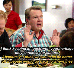 one-eyed-duncan:  pawkitj:  best modern family scene ever  It’s like one of those tumblr posts that just can’t catch a break 
