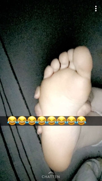 Teen feet