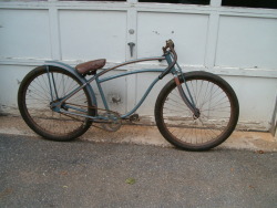 itsoddfiles:  Henry’s Rod Shop Cruiser Style Bike