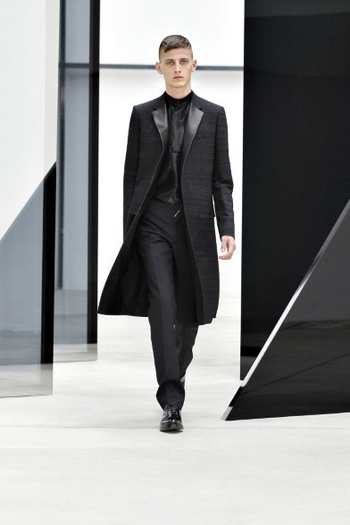 menandfashion:  BALENCIAGA   link BALMAIN   link Spring/Summer 2014 collections