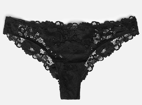 placedeladentelle:  Oysho / 28€ + 17€ 