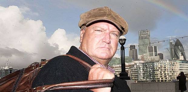 youaintpunk:
“RIP Bob Crow, not many of his type left.
”