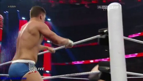 wweandhotmen:  ASS SHOT