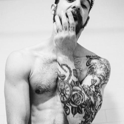 abeautifulindiscretion:  Scruffy