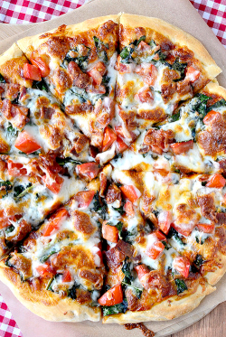 verticalfood: BBQ Blt Pizza 