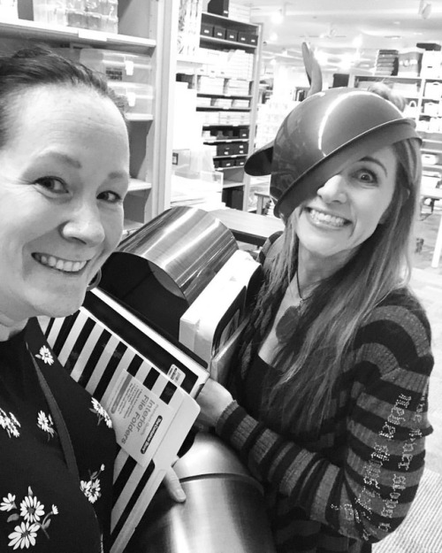 <p>Yesterday, @marysueenglund and I went to The Container Store and probably should have known we needed a cart. #stuffthatholdsstuff #trashcanlidhatbutmakeitfashion (at The Container Store)<br/>
<a href="https://www.instagram.com/p/BvpJzaIlCjX/?utm_source=ig_tumblr_share&igshid=6k9rdgle4bx">https://www.instagram.com/p/BvpJzaIlCjX/?utm_source=ig_tumblr_share&igshid=6k9rdgle4bx</a></p>