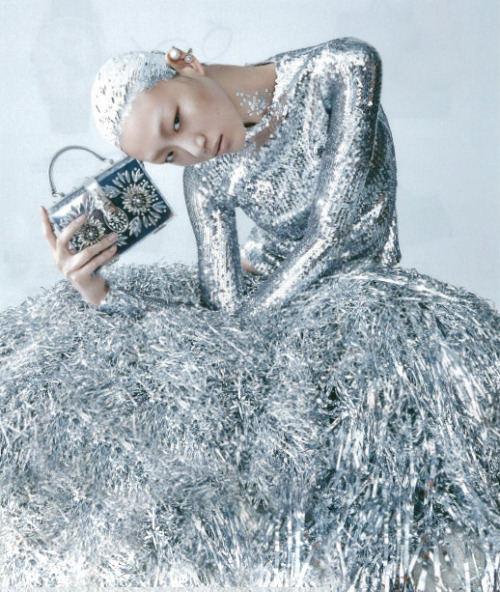 kingofcouture:  ‘Esprit Dior’ par Raf Simons | Tokyo | Pre-fall 2015