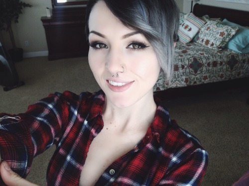 rvnescapegf:  emo