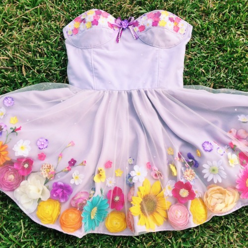 littleprincette:  rainbow princess board  