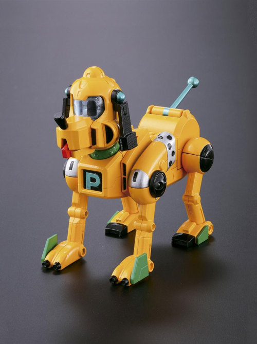 skunkandburningtires:Mecha-Mickey (a.k.a. Disney Voltron)  This is pretty neat…