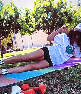 I-Am-Roadrunner:  Sarah Shahi: Workout On Instagram