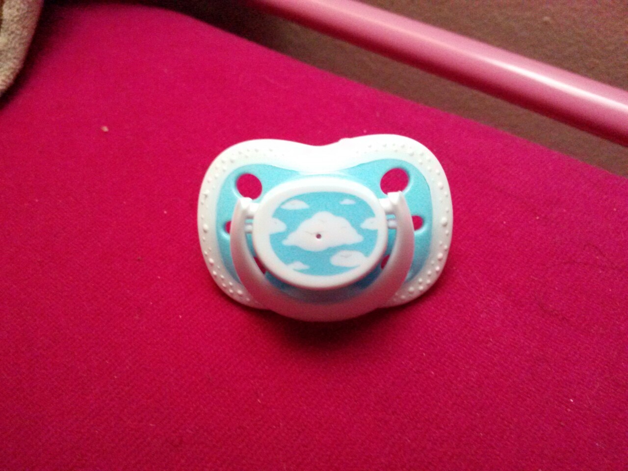 softnlittle:  Day &amp; Night Pacis! 💞