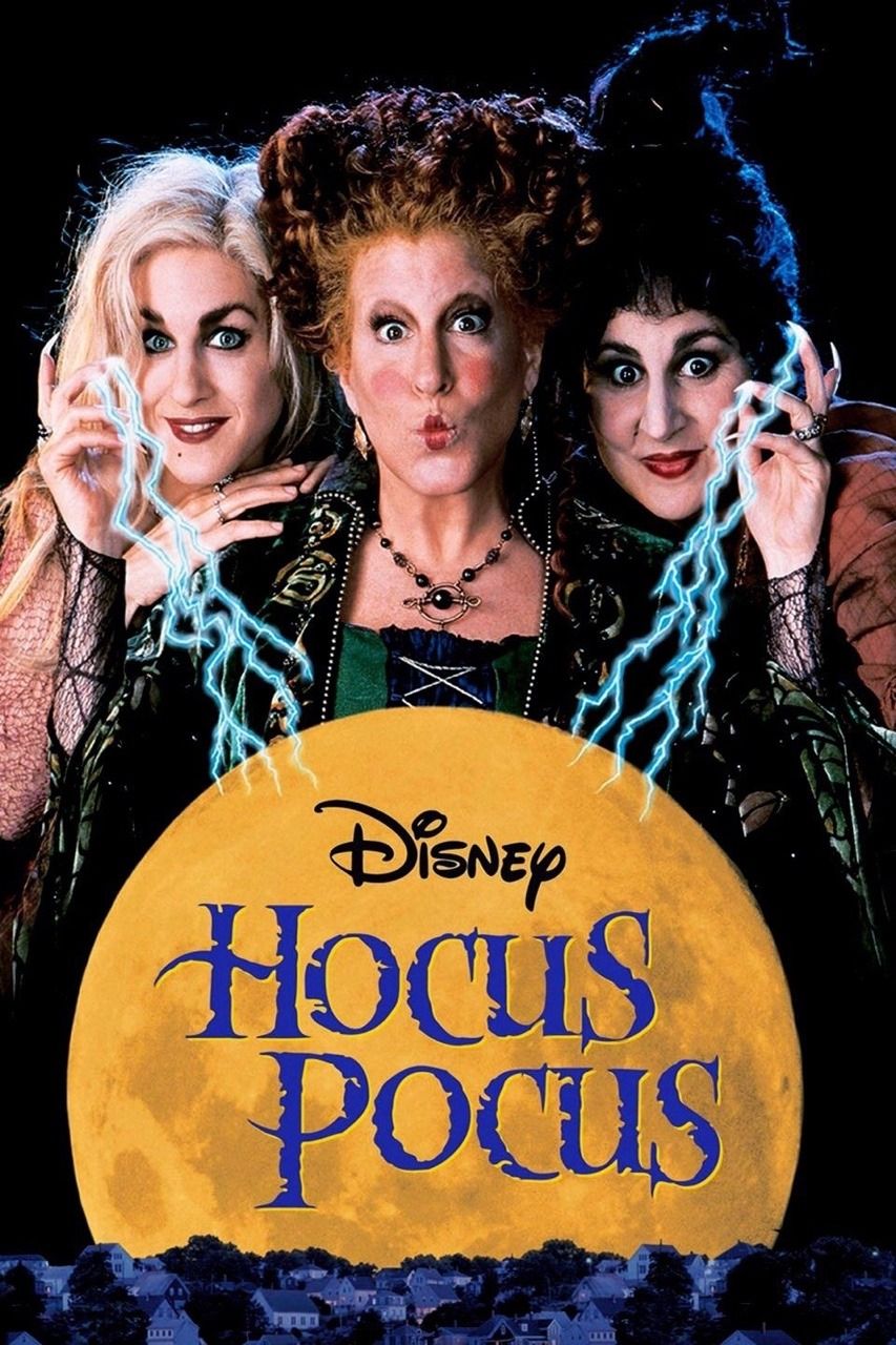 itsalwaysoctober:Halloween movies I can’t go without 😍🎃