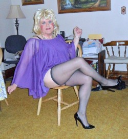 ddkellysdaringdisguise: Still showing off….my legs and my split personality…..there used to be a ‘guy’ somewhere in there…a set of 3 photos….37, 45, and 47… rject masculinity