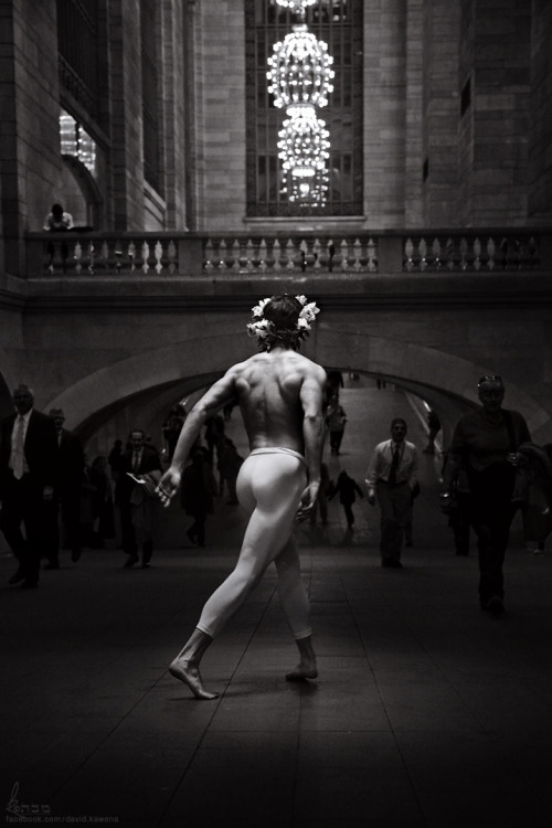 artofdavidkawena:  Australian dancer/choreographer Joseph Simons at the Grand Central Terminal in New york City. Photographed by David Kawena.  