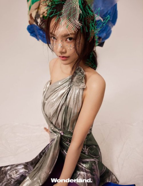 LIU LINGZI &amp; ZENG KENI — WONDERLAND CHINAph. Liu Guokun, styled by 九日aurora, makeup by Li Jiqun