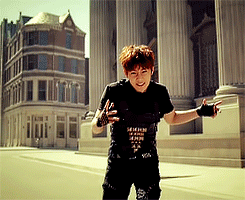 gyuishy-deactivated20141112:  Destiny MV - Ver. B VS Ver. A (aeroplane version)