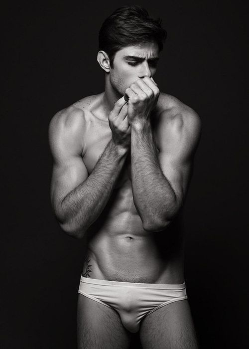 dudes4ever:  Diego Rovo