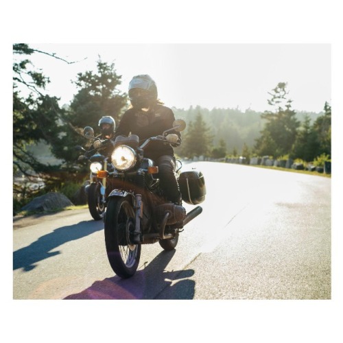 At the end of my #nashvilletonovascotia trip this summer, I stopped in Maine for some seaside riding